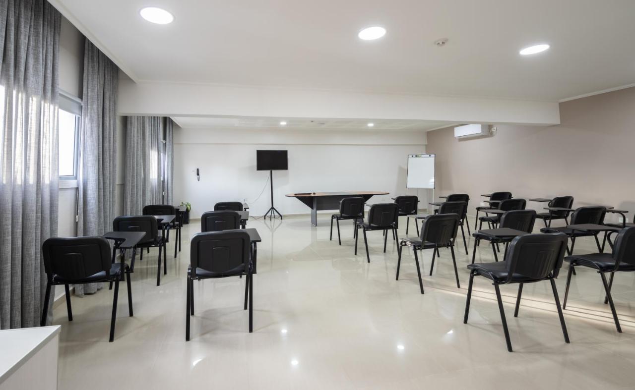 Apart Hotel Rivadavia 815 Neuquen Exterior photo